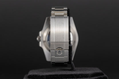 Rolex 116610LV Submariner 'Hulk'
