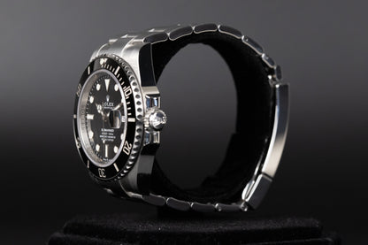 Rolex 26610LN Submariner