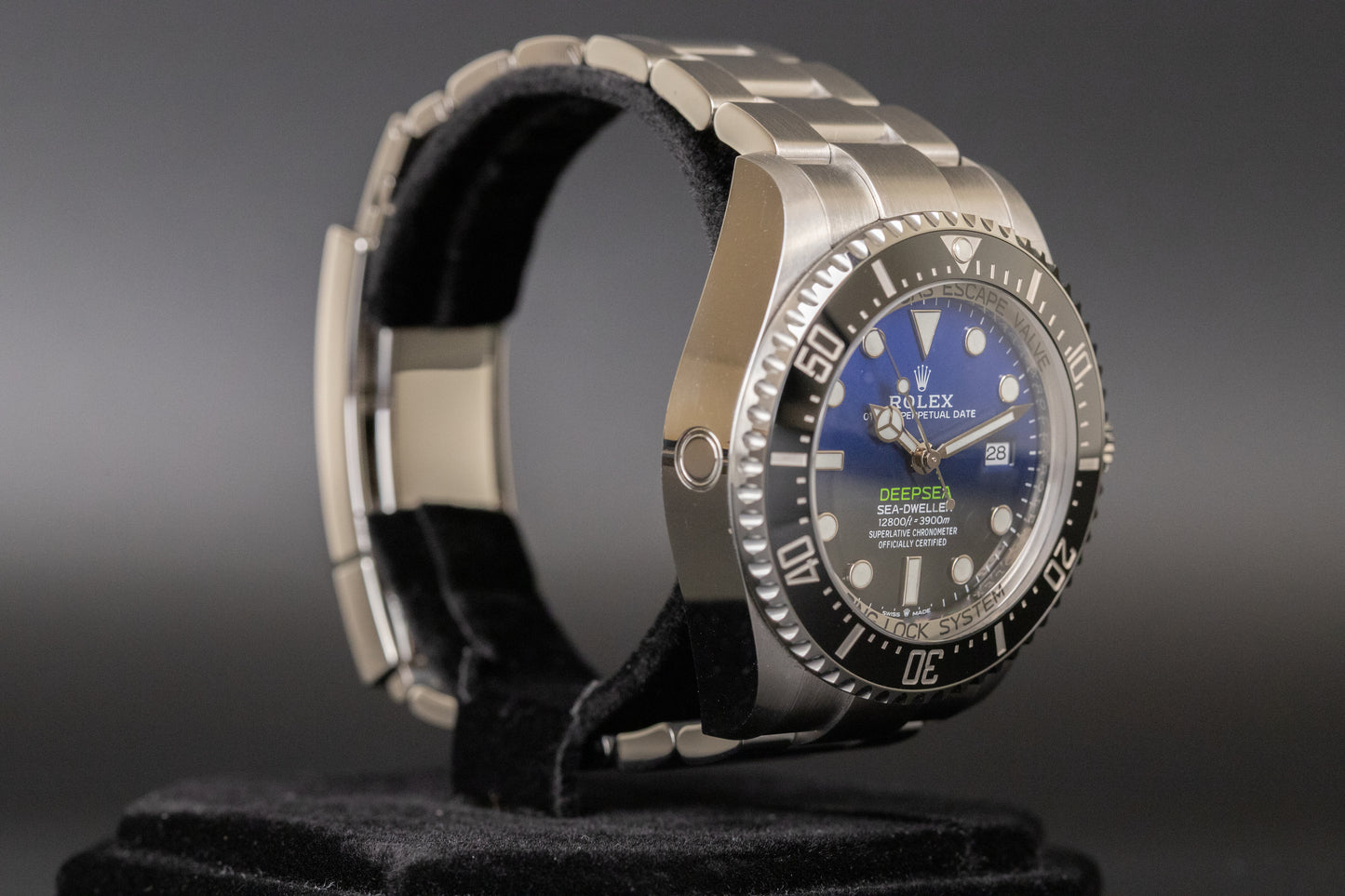 Rolex<br>126660 Deepsea Sea-Dweller Blue