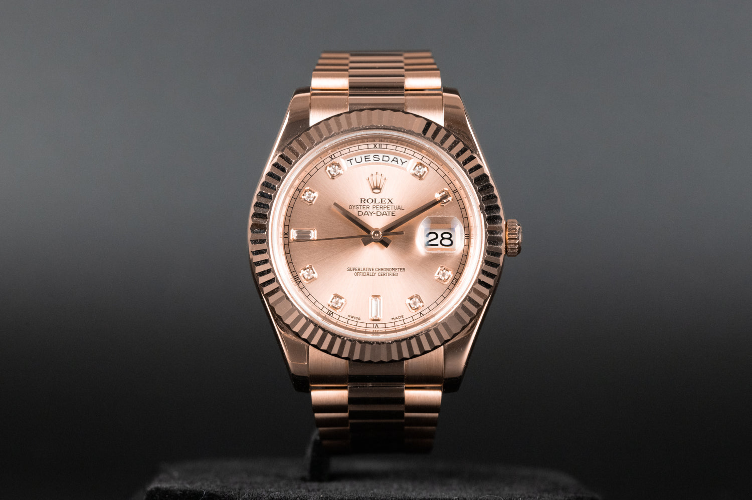 Rolex<br>218235 DayDate II Pink Diamond Dial