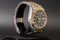 Rolex<br>326933 Sky-Dweller SS/18k Black Dial