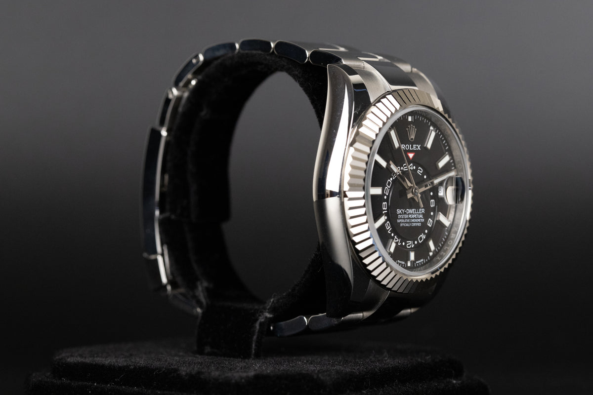 Rolex<br>326934 Sky-Dweller Black Dial