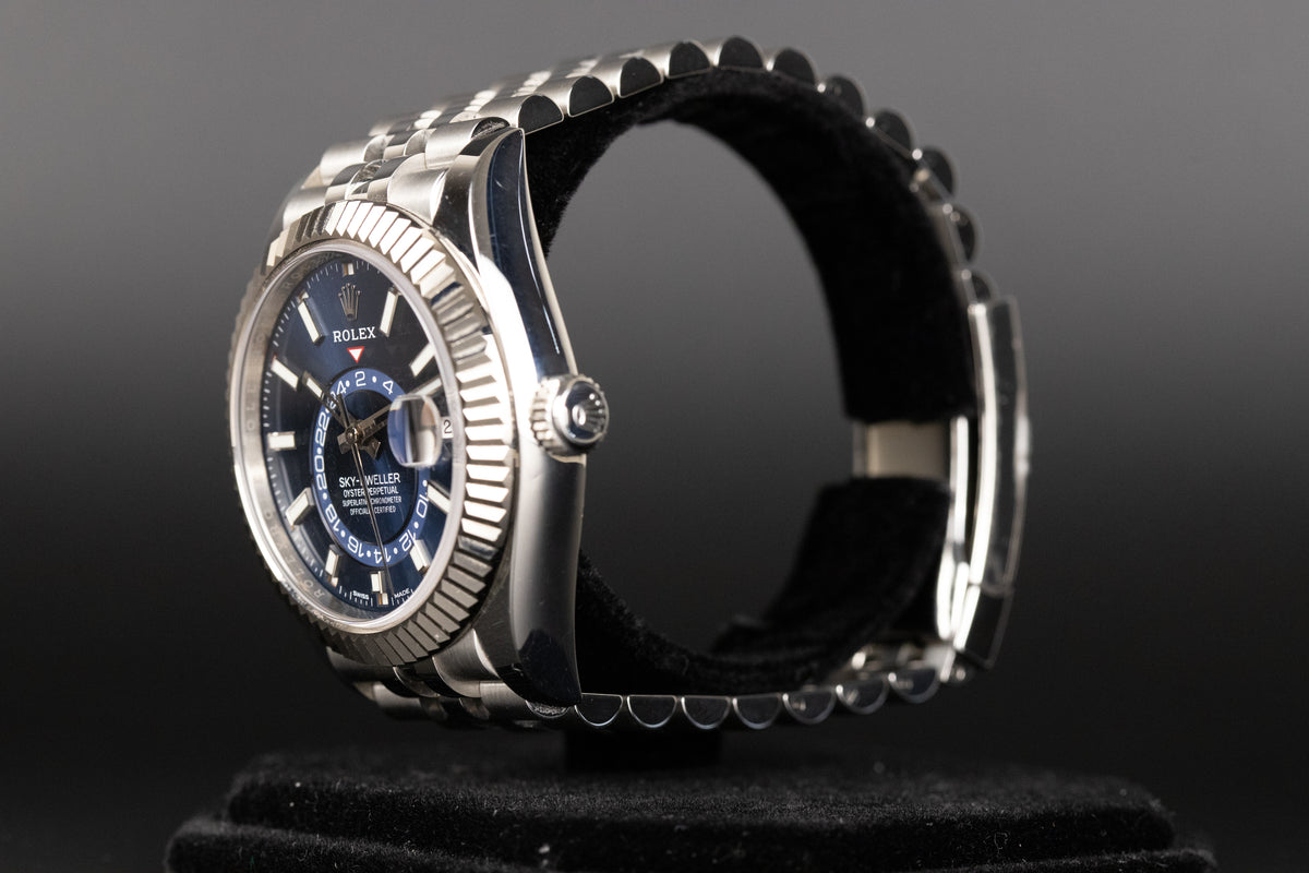 Rolex<br>326934 Sky-Dweller Blue Dial