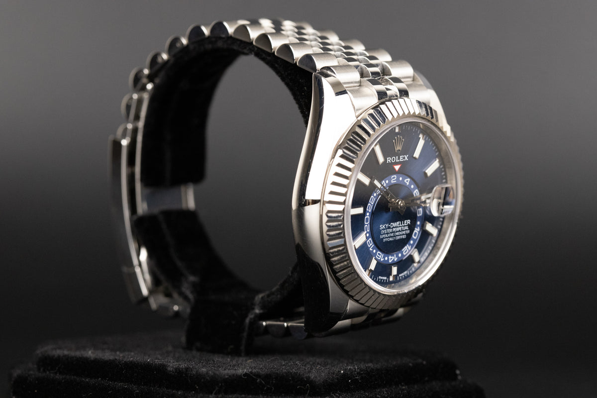 Rolex<br>326934 Sky-Dweller Blue Dial