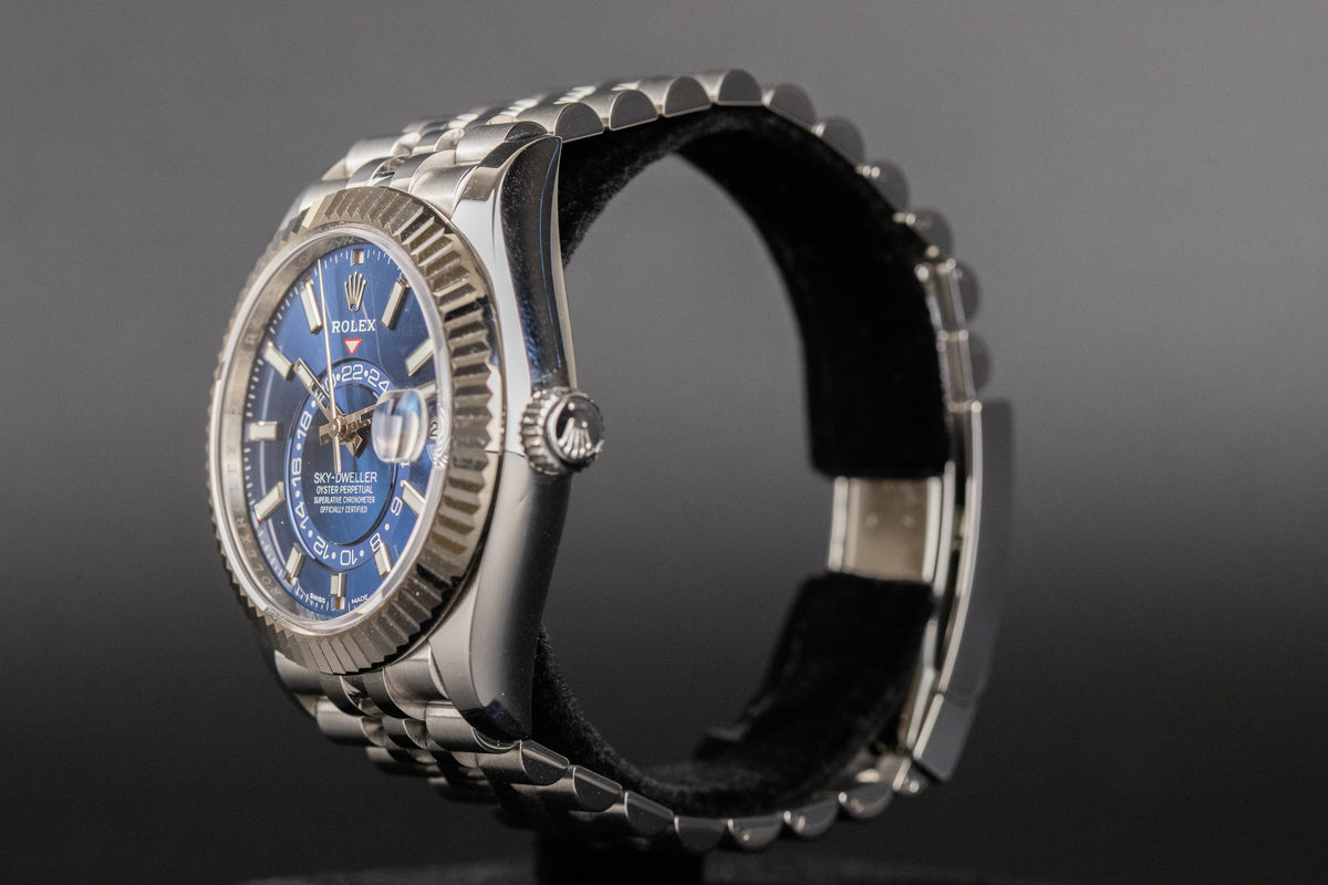 Rolex<br>326934 Sky-Dweller Blue Dial