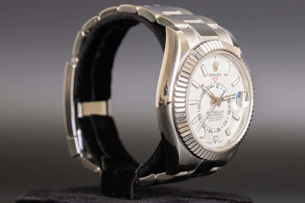 Rolex<br>326934 Sky-Dweller White Dial