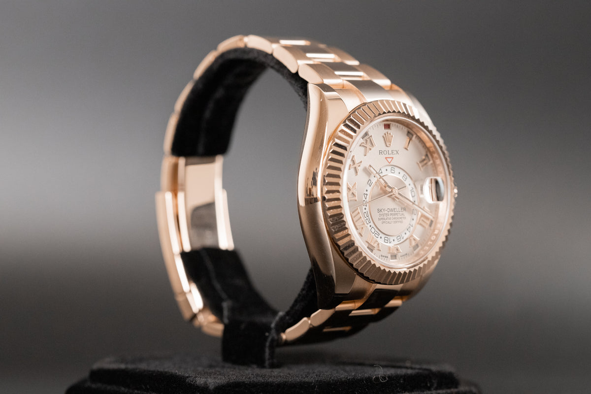 Rolex<br>326935 Sky-Dweller Sundust Dial